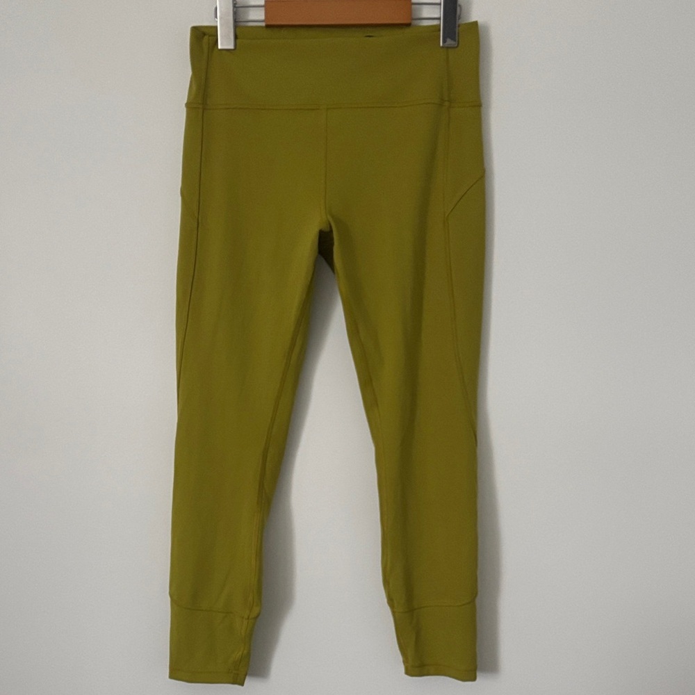 Lululemon In Movement Tight 25" - Picture 2 of 8